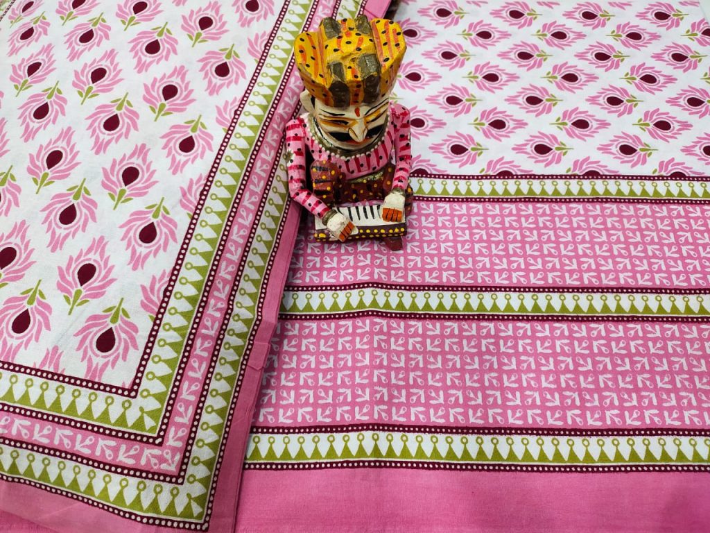 Beautiful pink pure cotton bed sheet