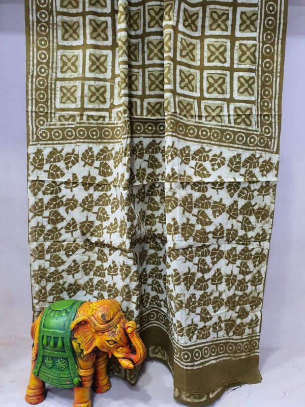 Jaipuri Olive printed saree with blouse