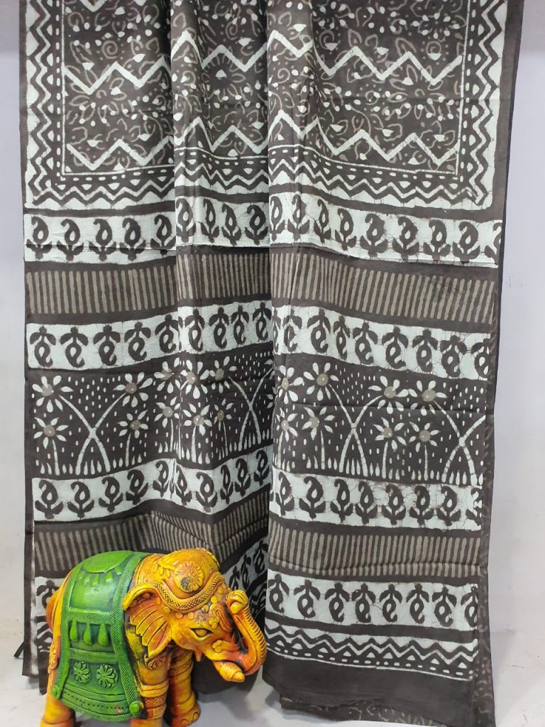 Superior quality taupe bagru print cotton mulmul saree with blouse