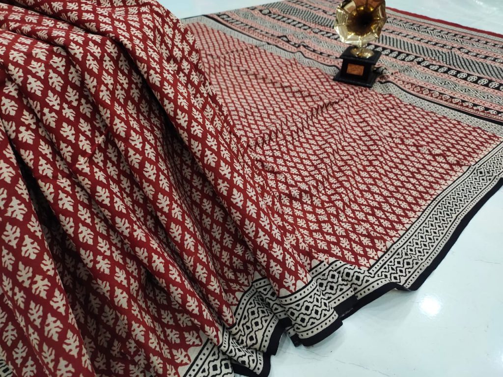 carmine cotton mulmul saree with blouse