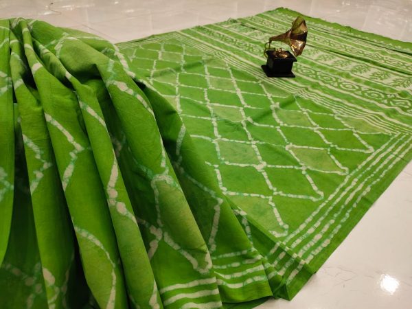 Green cotton mulmul saree with blouse