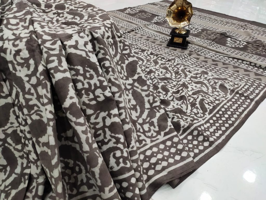 jaipuri Taupe bagru print cotton mulmul saree with blouse