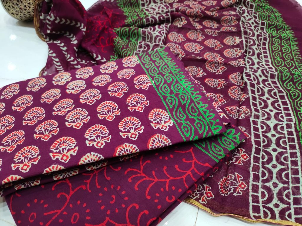 Traditional Rouge floral print zari border cotton suit set