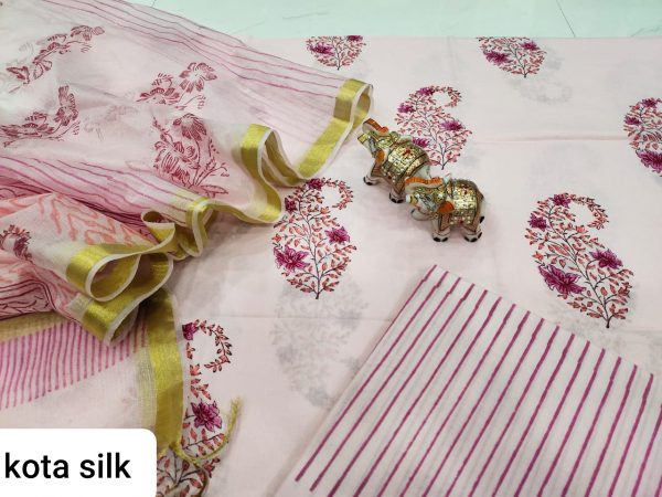 Light Pink Cotton suit with kota silk dupatta