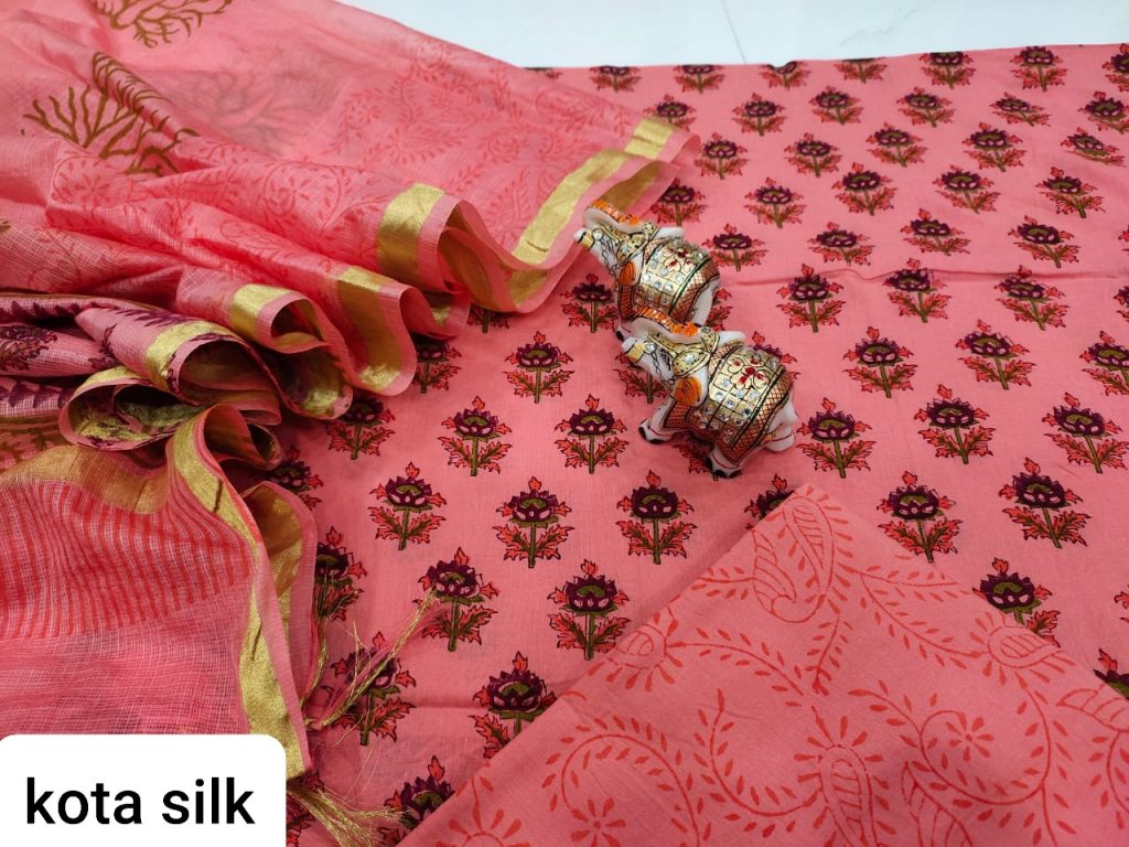 Blush pink Cotton suit with kota silk dupatta