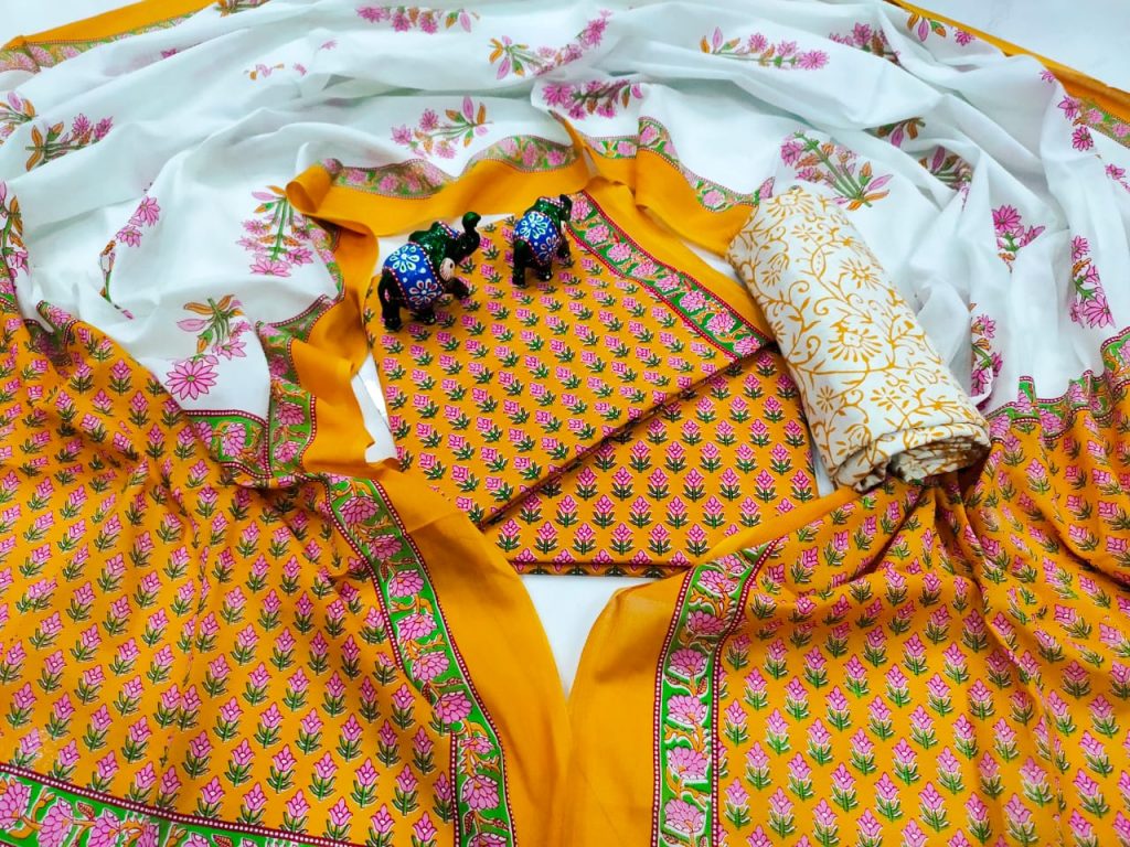 Amber and white floral Pigment print mulmul dupatta suit set with dupatta