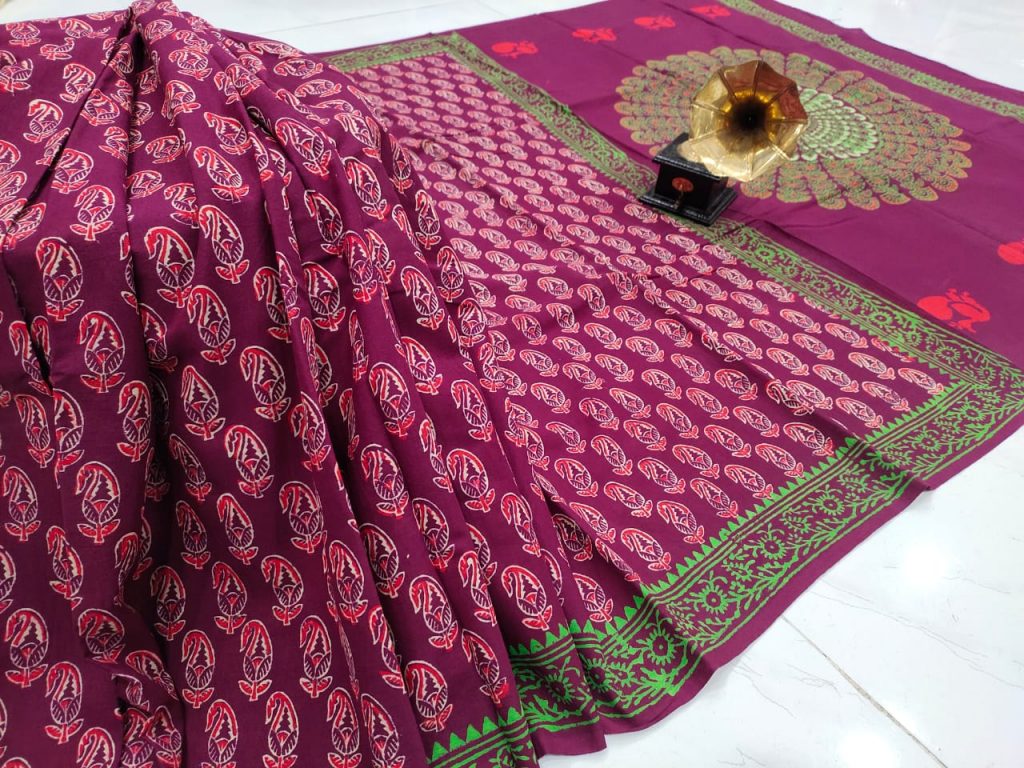 Rouge Cotton mulmul saree with blouse