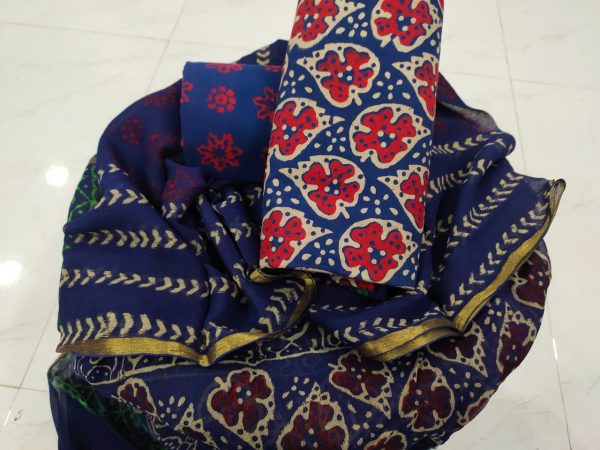Blue zari border suits designs with dupatta