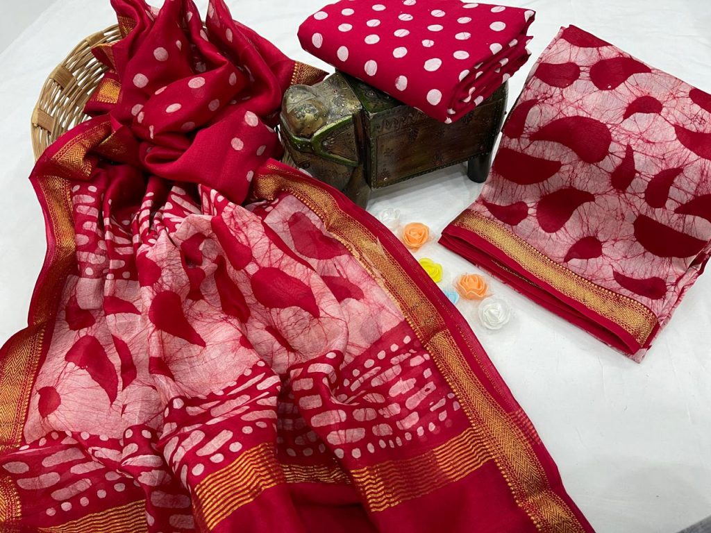 Beautiful Ruby maheshwari silk suit set with cotton pajama