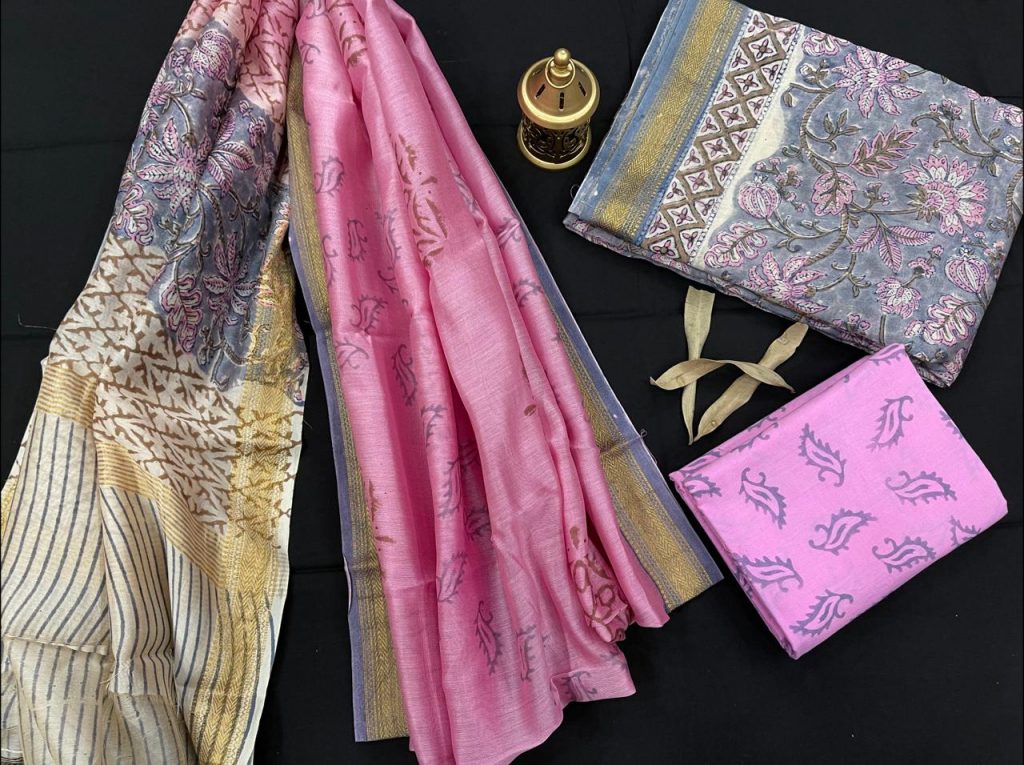 Pink maheshwari silk suit set with dupatta