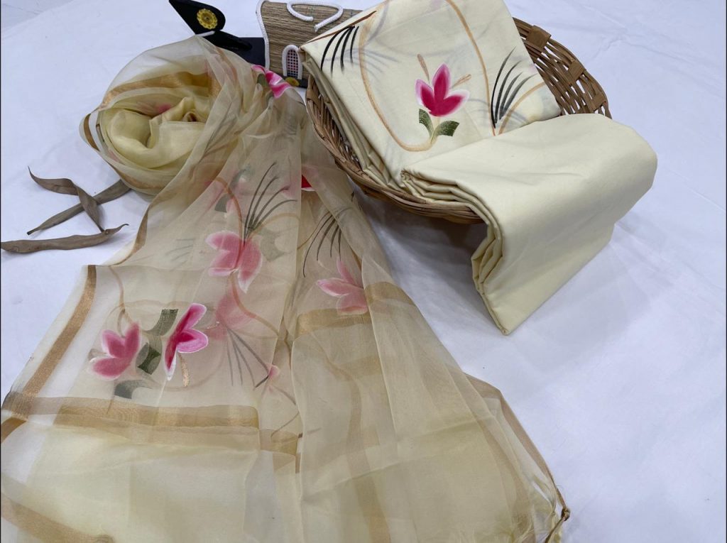 Cream Hand painted floral print cotton salwar suit with kota silk dupatta