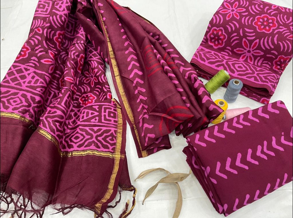 Rouge Cotton salwar suit with chanderi dupatta set