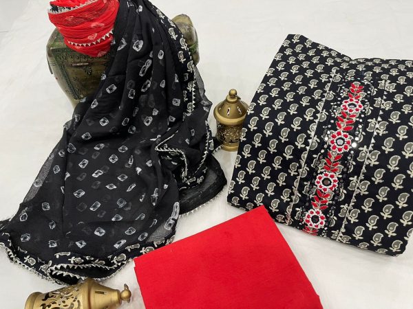 Black and crimson embroidered salwar kameez with chiffon dupatta online