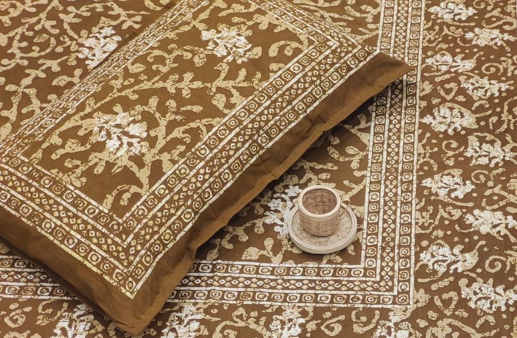 Bronze cotton Dabu bedsheet with 2 pillow cover
