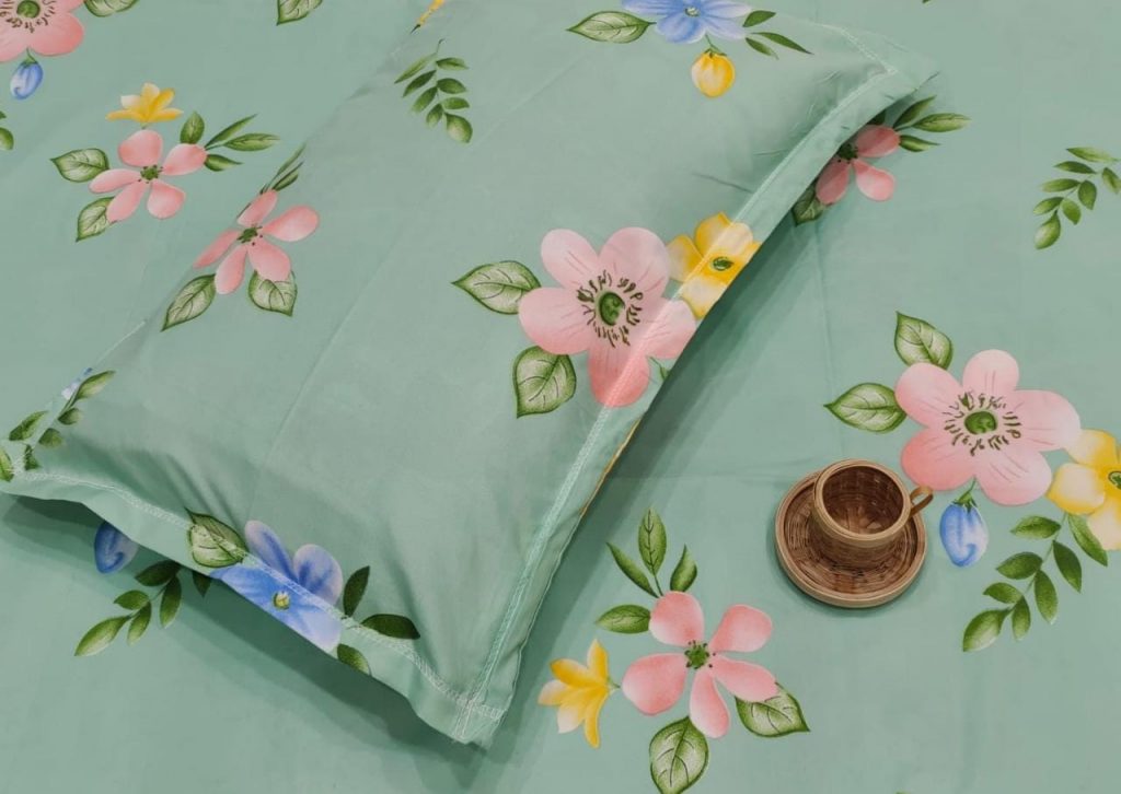 Acapulco green Poly cotton bed sheet with piillow cover