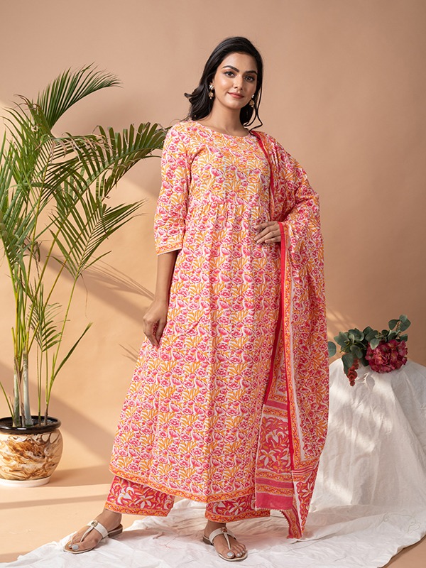 Floral print Stitched Cotton suit with cotton dupatta