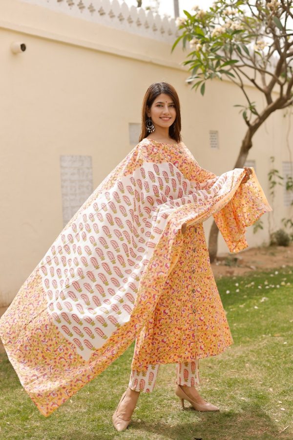Jaipuri Floral print Stitched Cotton pant suit with cotton dupatta