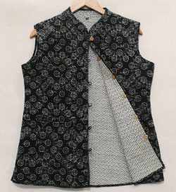 Block printed black and white sleeveless reversible cotton quilted jacket