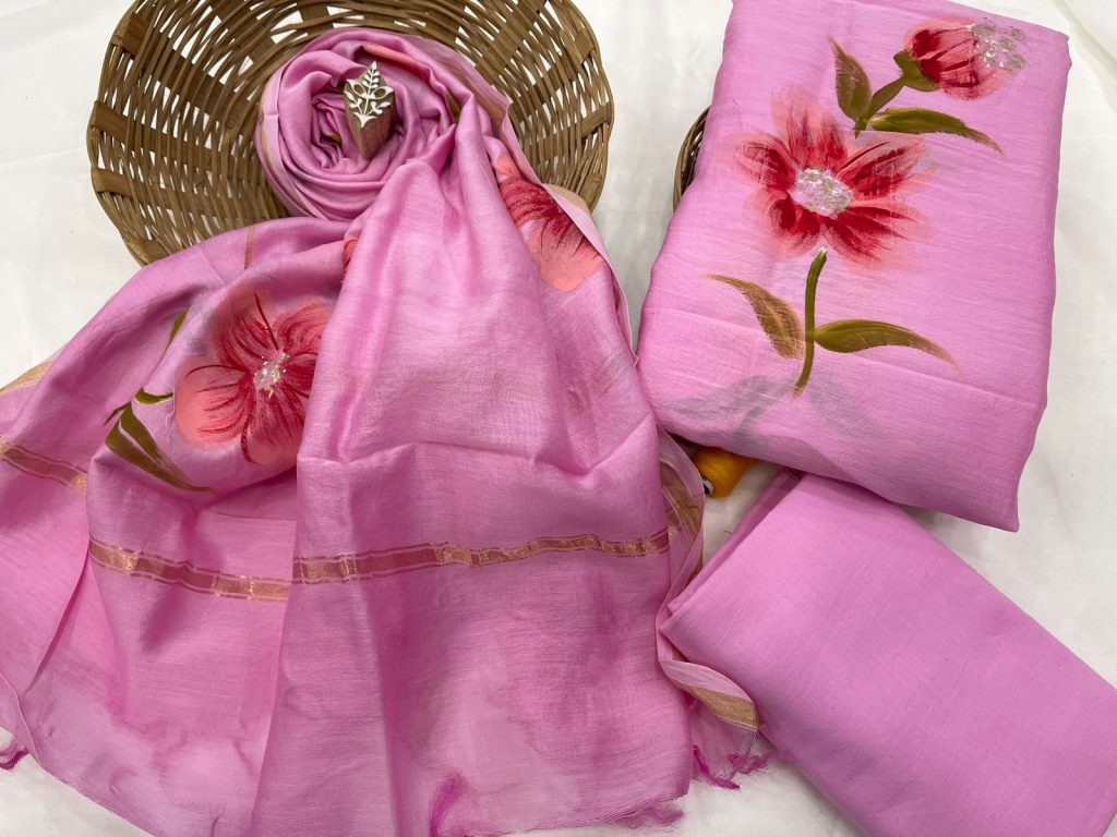 Magenta pink mugal printed chanderi suit with chanderi dupatta