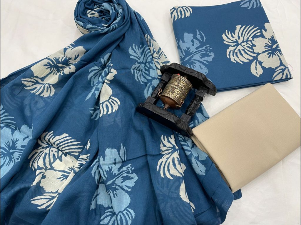 Cyan blue batik mugal print cotton dupatta suit