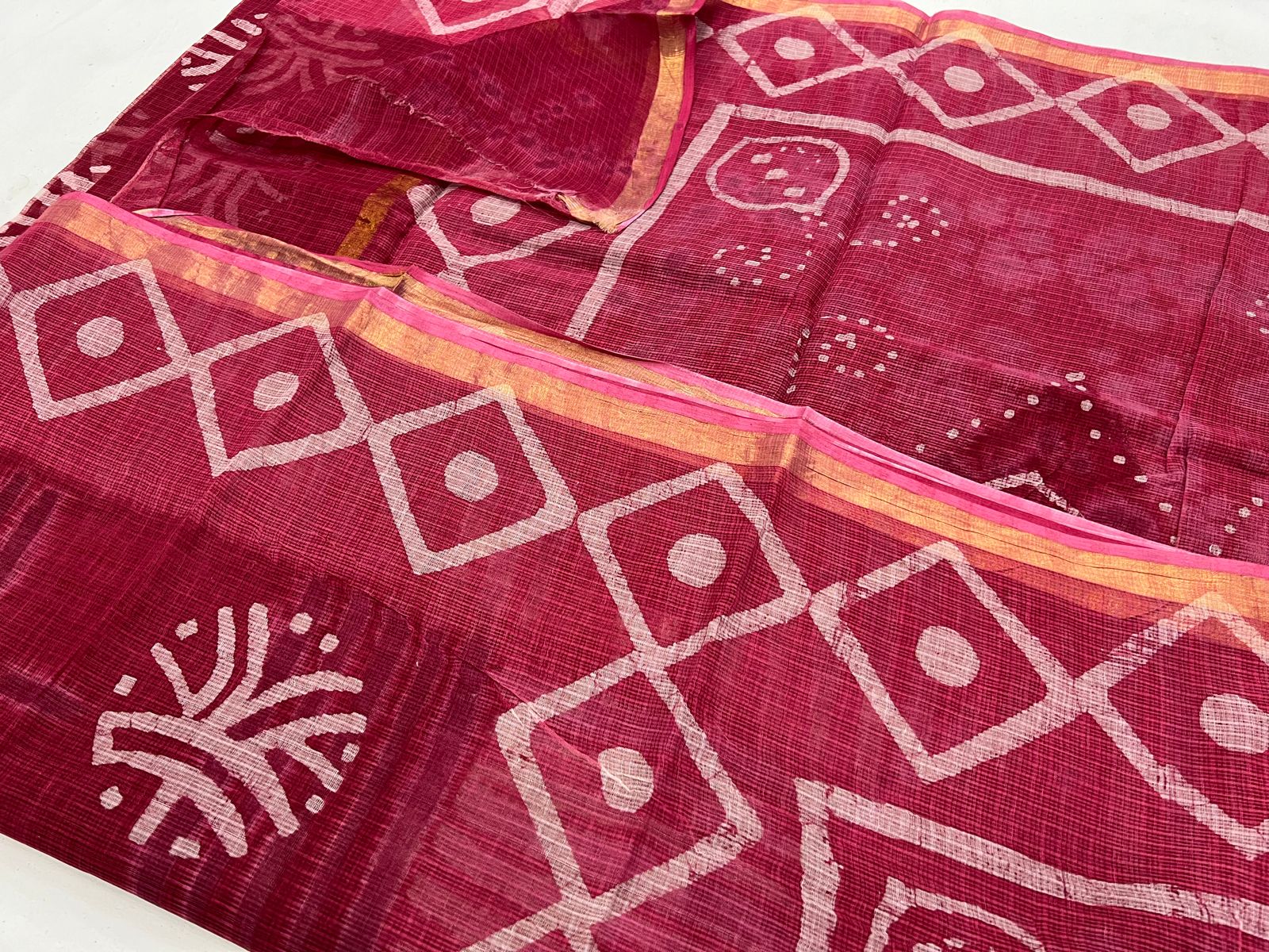 Buy Pink Pure Silk Cotton Dabu Printed Saree Online  Taneira  Taneira