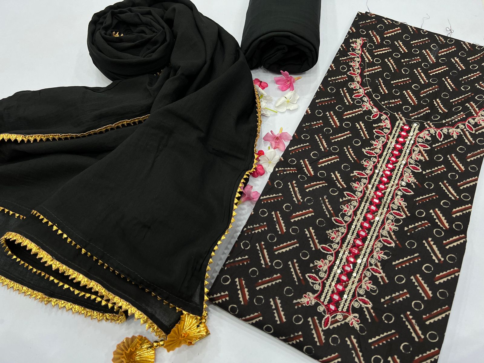 Dress Material - Buy Ladies Cotton Dress Materials (ड्रेस मटेरियल) Online-totobed.com.vn