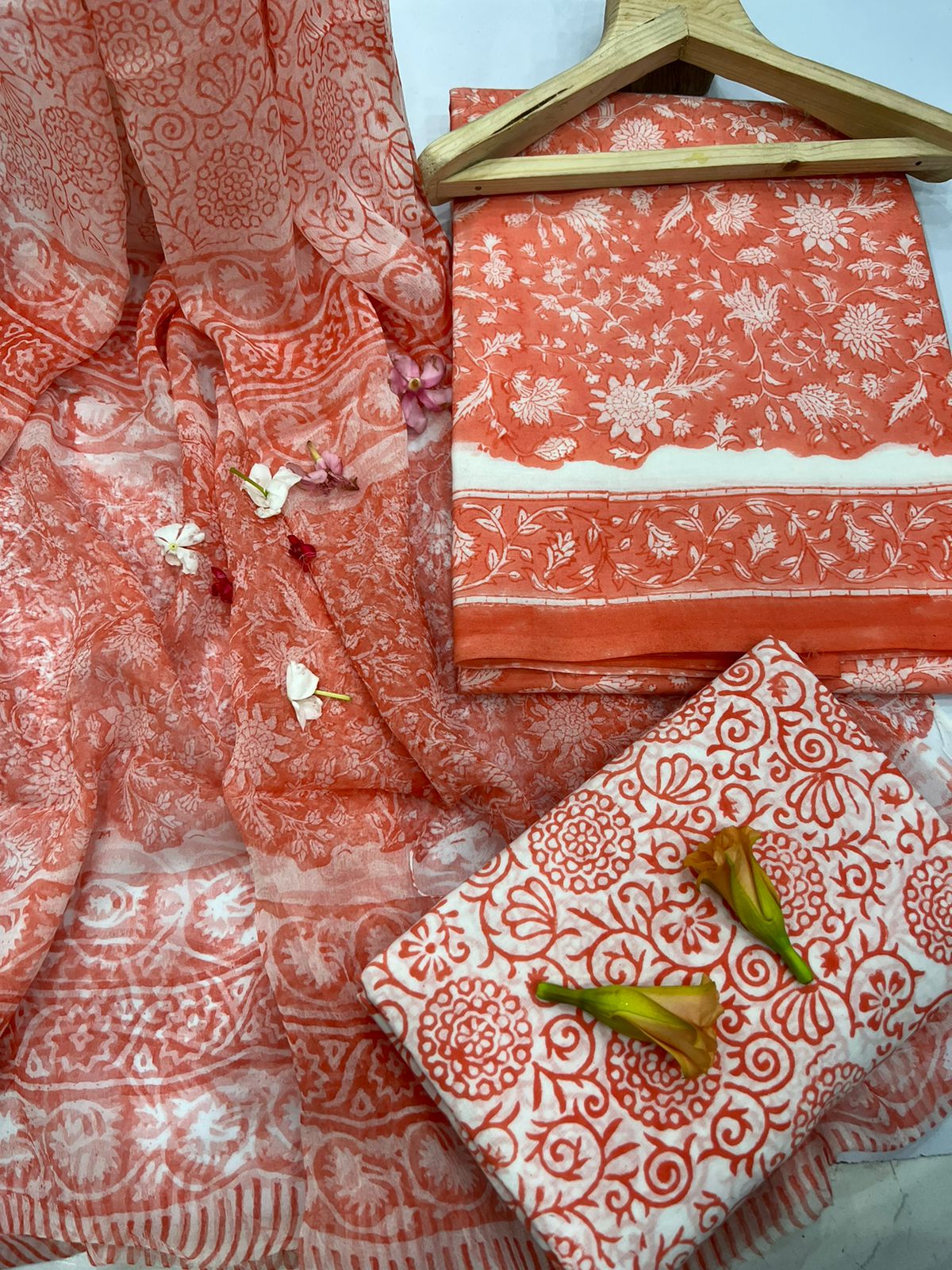 Scarlet orange gad print unstitched chiffon dupatta cotton salwar suit