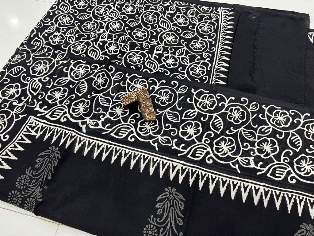 Black cotton printed saree online
