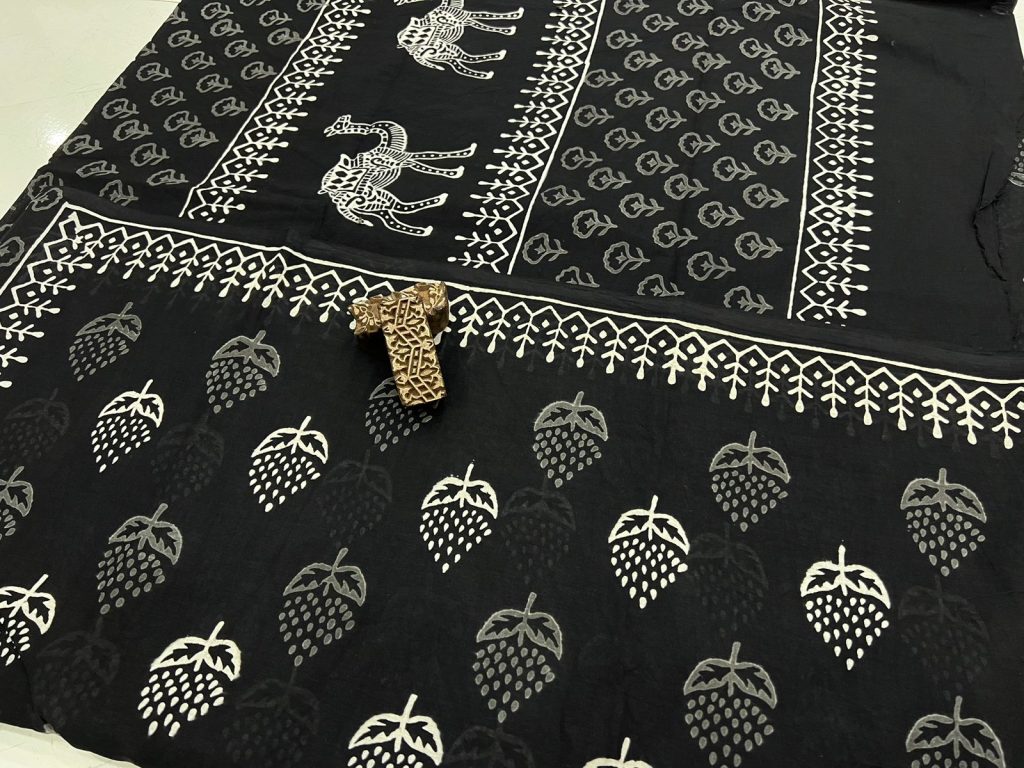 Black daily wear printed saree