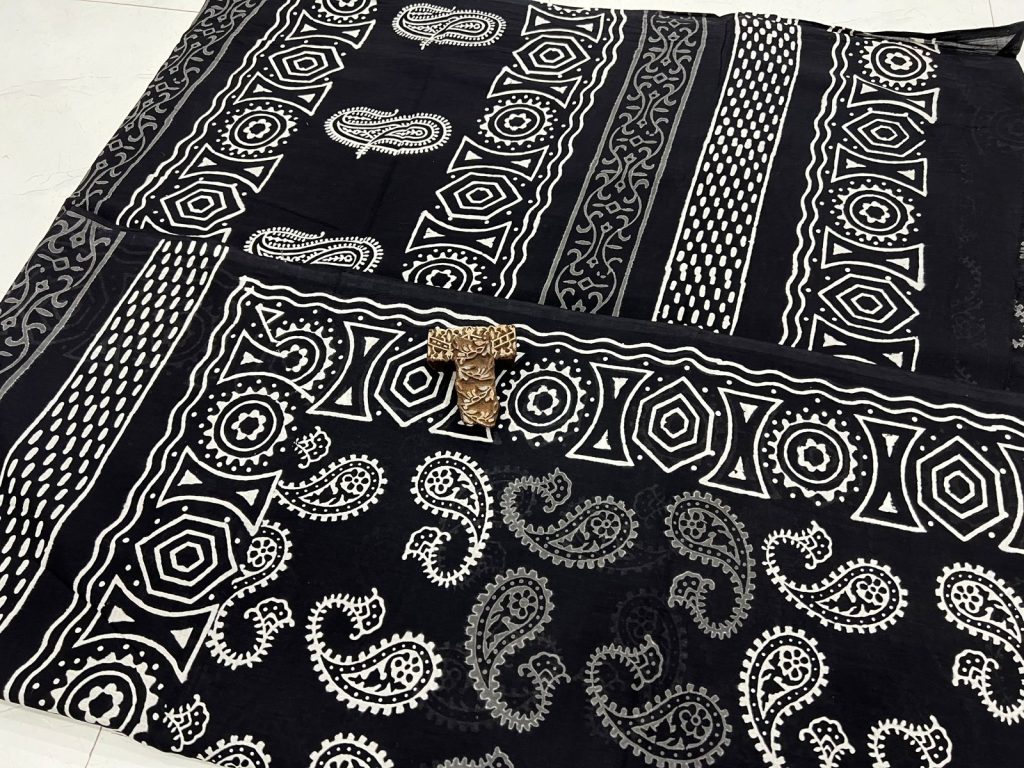 Black kerry print printed daily wear saree