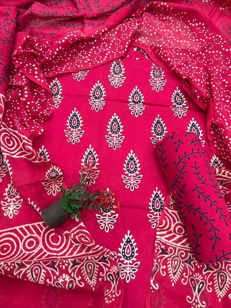 Amaranth cotton unstitched suit material online with cotton dupatta