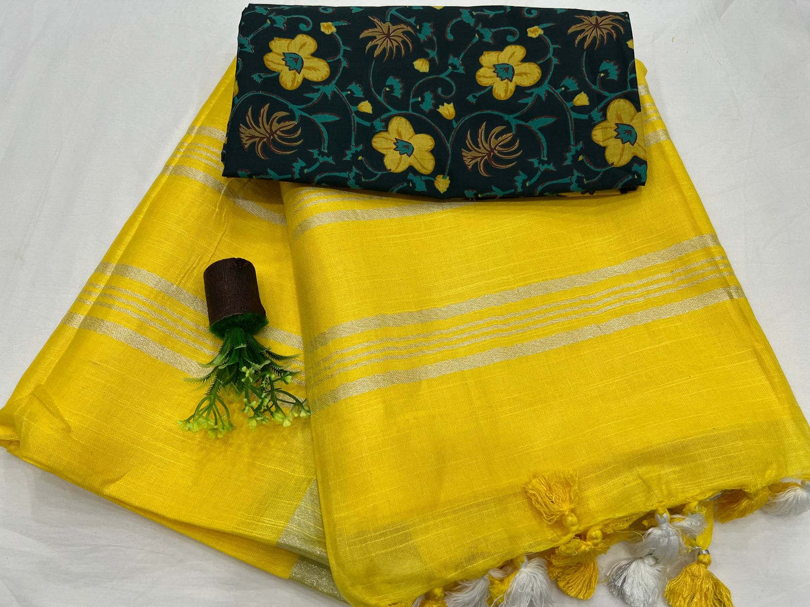 Yellow plain pure linen sarees with zari border with printed blouse