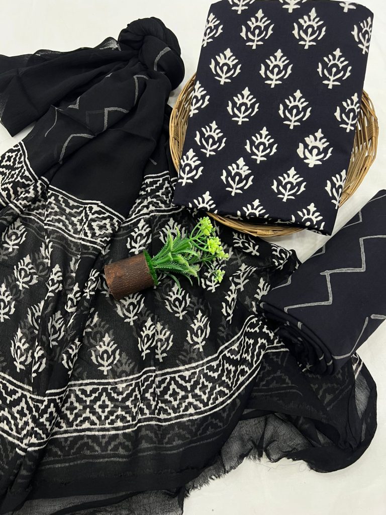 Black cotton dress india online with chiffon dupatta