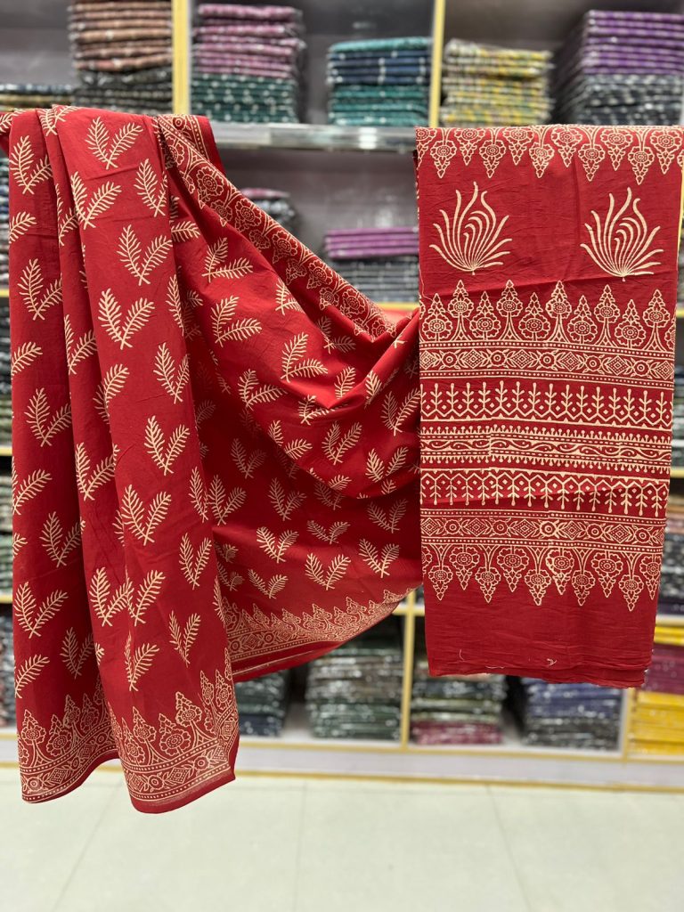 Bright Firebrick color cotton mulmul saree