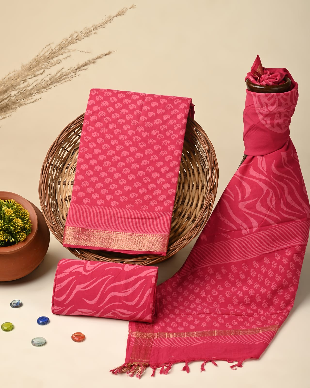 Alizarin crimson cotton maheshwari zari border dress material