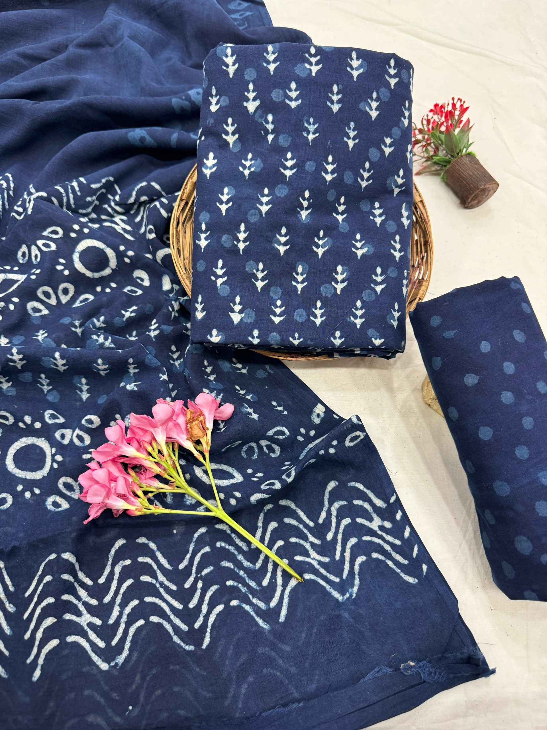 Navy Blue Hand-Printed Cotton Suit – Classic Summer Staple