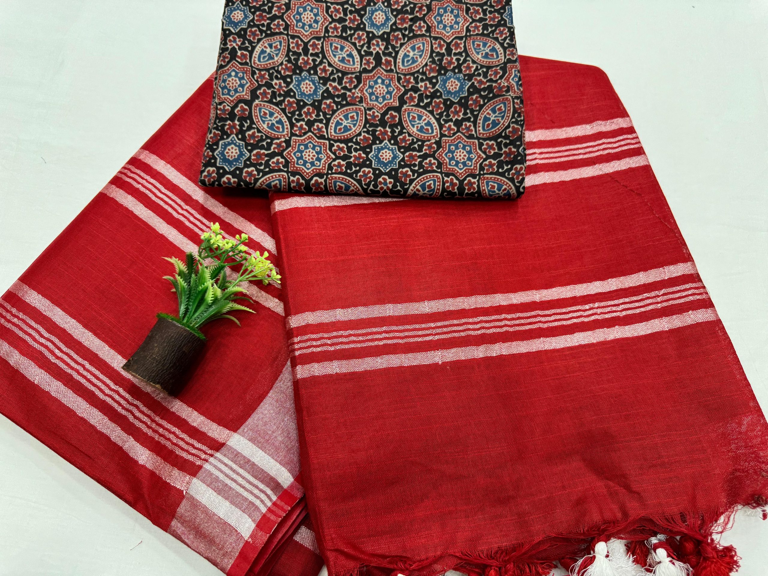 Red plain Linen Saree Daily Wear Charm