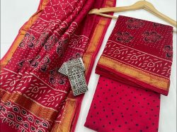 Red dotted Maheshwari silk suit